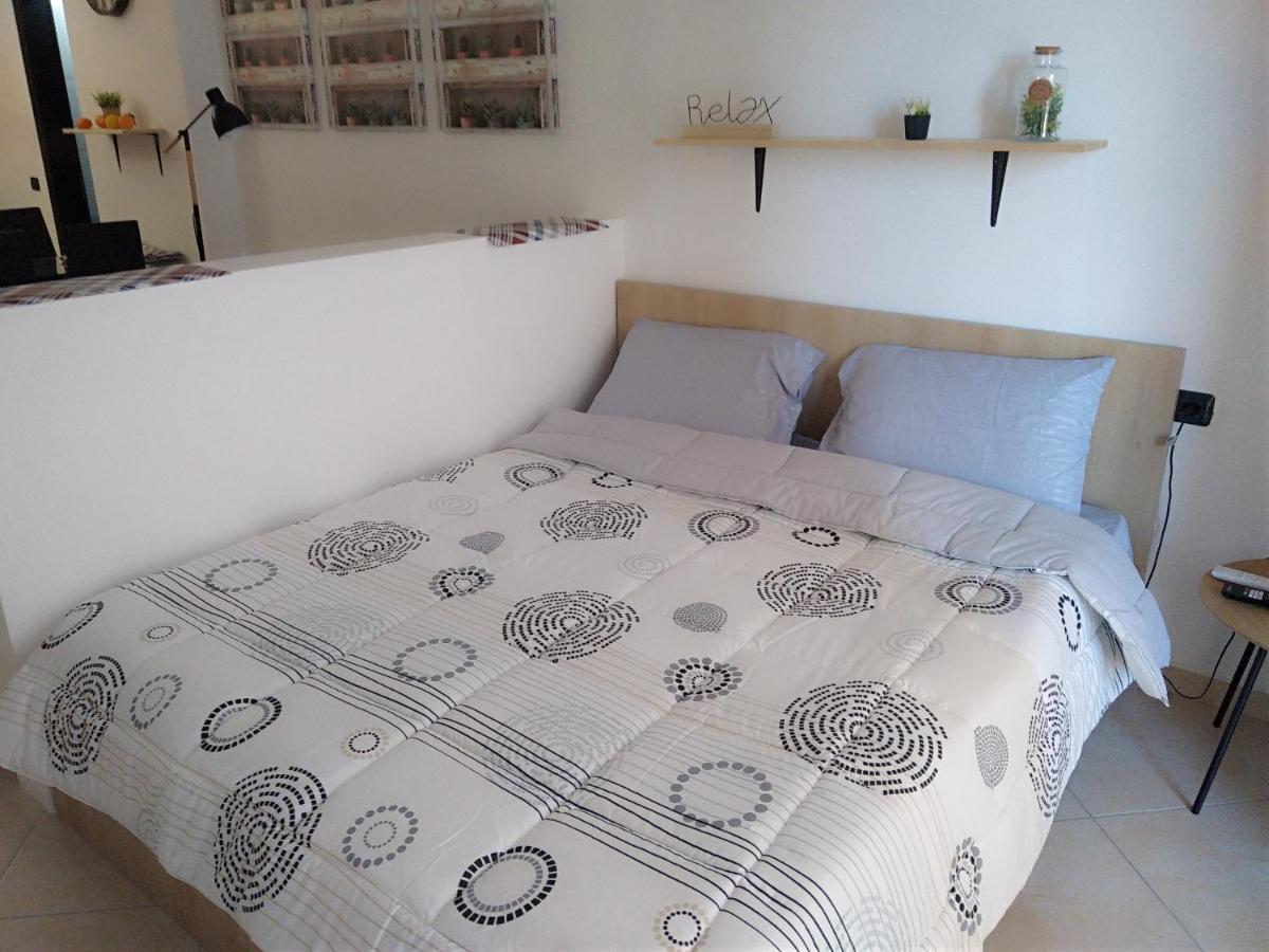 Coastal Apartment Дуррес Екстер'єр фото
