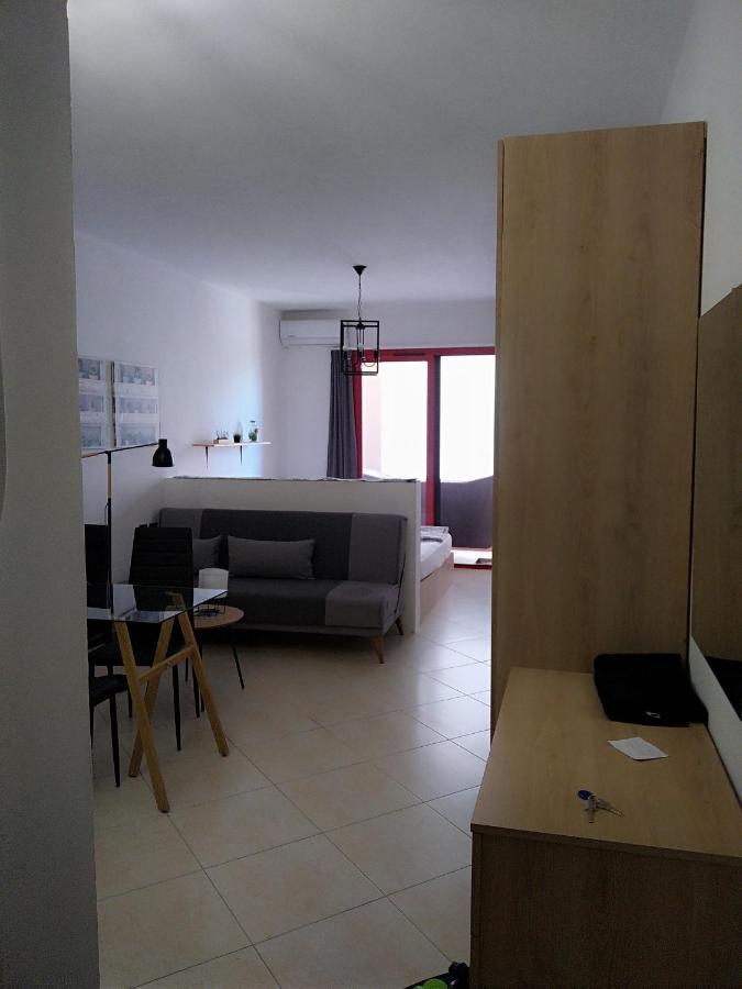 Coastal Apartment Дуррес Екстер'єр фото